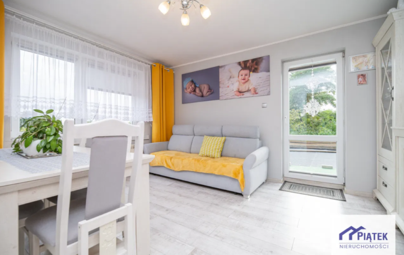 Dom jednorodzinny-trzy niezależne mieszkania-3